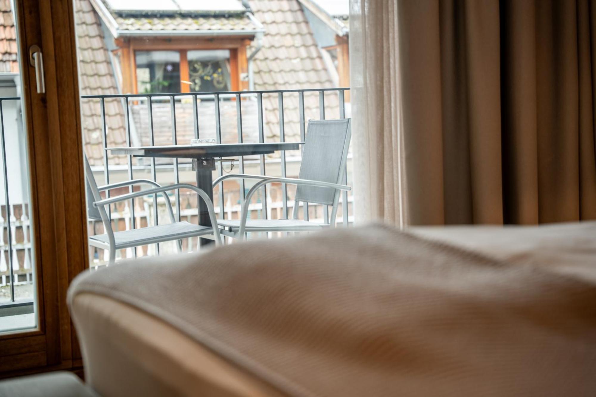 Restaurant Hotel Zum Storchen Waldkirch Exteriör bild